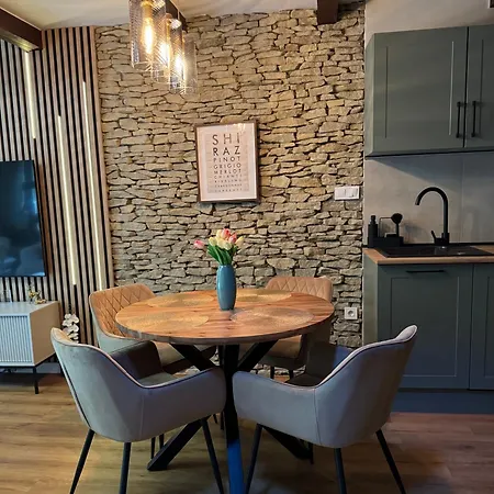 Anna Casa Del Vino *